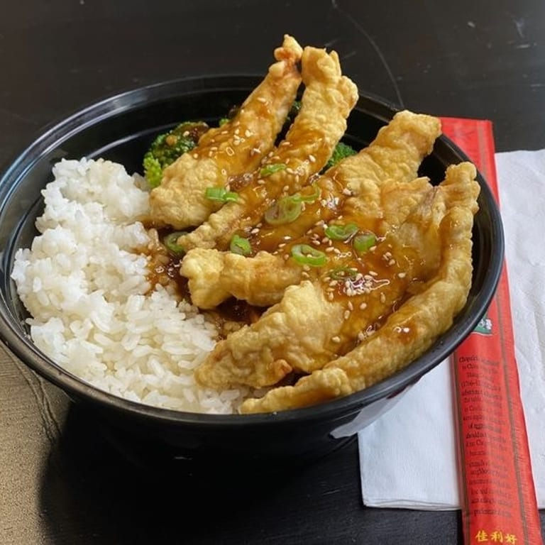 Delicious Curry Rice Awaits You